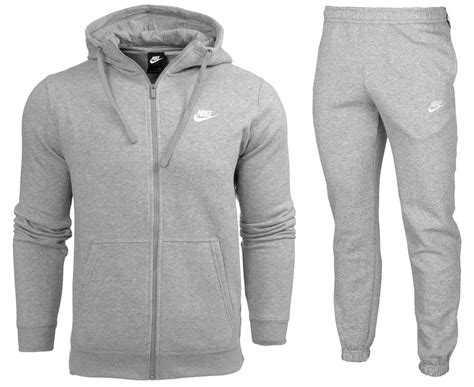 dunkelgrauer zweiteiler jogginganzug club hoodie nike herren|Nike club fleece graphic hoodie.